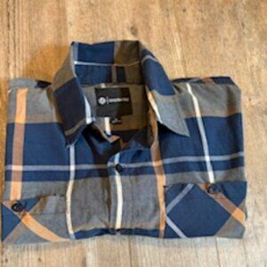 Mens Akademiks plaid long sleeve shirt